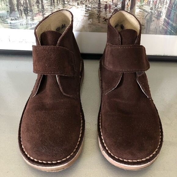 Unit Shoes‎ Brown Suede Booties